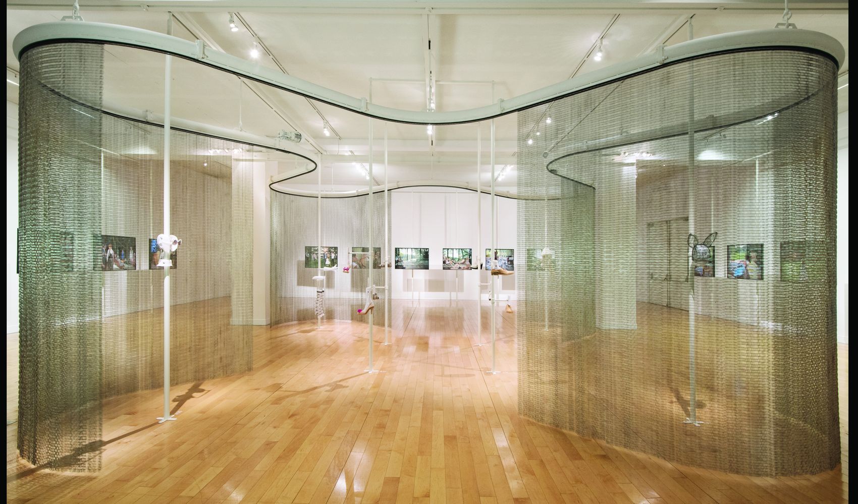 destefashioncollection — gallery sweep